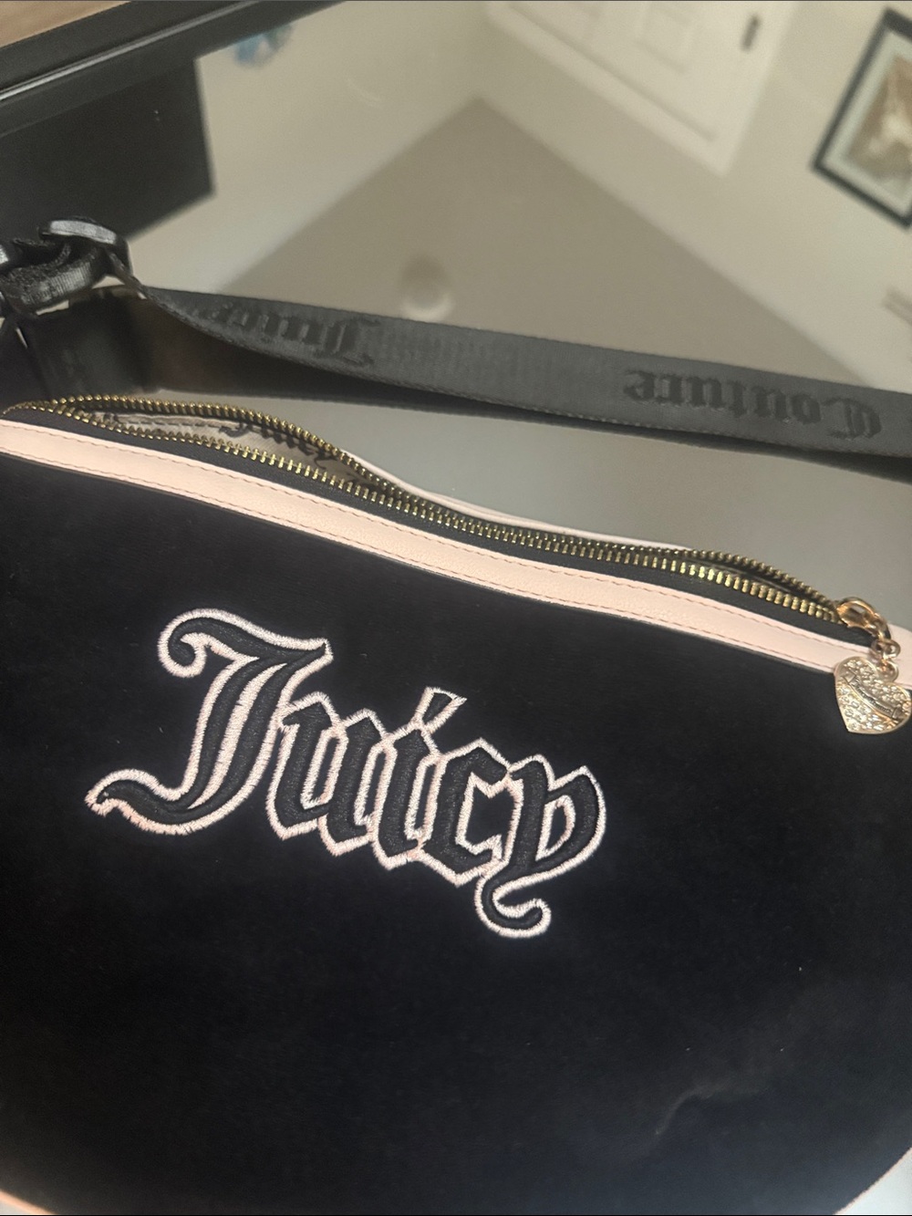 Juicy Couture Crossbody/Fanny Pack